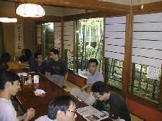 そばや店内